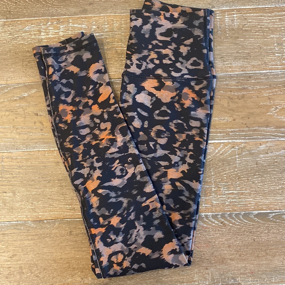 FABLETICS LEGGINS - Picture 2 of 8